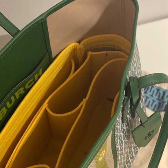 SOLD - Picture 4 of 4